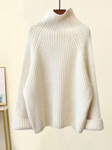 Weißer Pullover